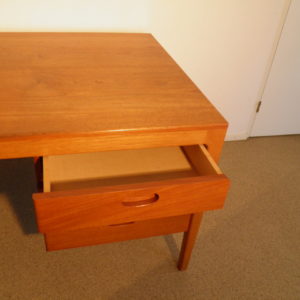 Wilkhahn desk by Martmut Lohmeyer  SOLD
