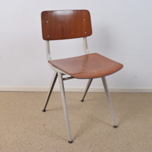 10x School chair by Marko