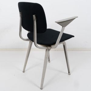 Revolt dining chair with armrests by Friso Kramer