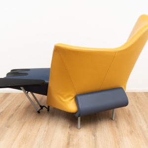 Torso chaise lounge by Paolo Deganello SOLD
